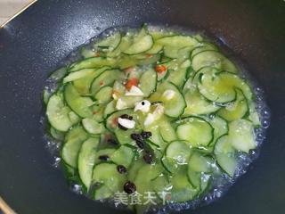水煮黑瓜晒干怎么吃,传统食材的创意料理体验
