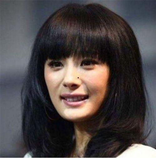 明星网红烫发发型图片女,时尚潮流新风向
