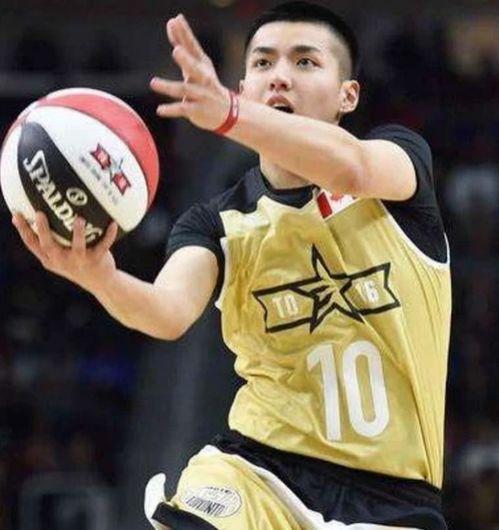 篮球明星网红同款眼镜,网红爆款引领时尚潮流