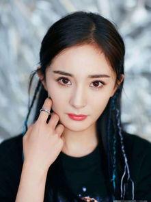浓眉大眼女明星网红,她如何成为新一代女神的代名词