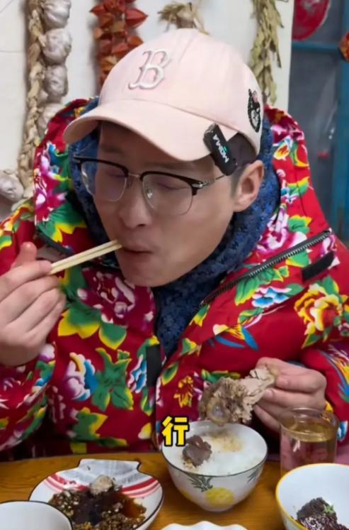 明星网红吃饭团视频大全,一网打尽热门吃饭团视频