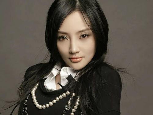 明星网红陈杰女朋友,揭秘网红背后的神秘佳人
