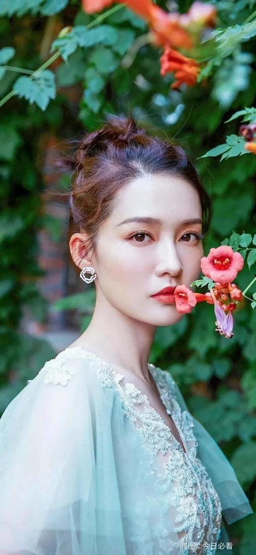 非洲明星网红美女图片,魅力四溢的非洲时尚传奇