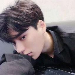 中国明星网红男生图片高清,中国网红男星风采瞬间