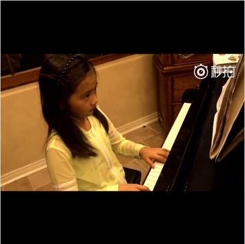 钢琴明星网红是谁呀图片,揭秘当红钢琴网红是谁？
