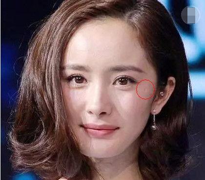 明星网红弄头发视频素材,跟随明星潮流，轻松打造时尚发型教程