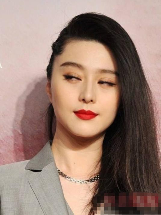 明星网红弄头发视频素材,跟随明星潮流，轻松打造时尚发型教程