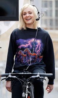 明星网红t恤图片女,明星网红同款T恤，女生必备单品