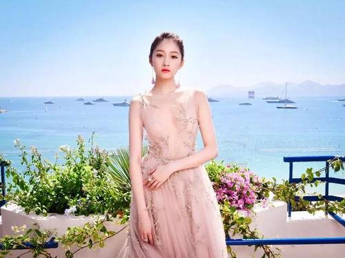 夏季明星网红休闲裙搭配,明星网红休闲裙搭配指南