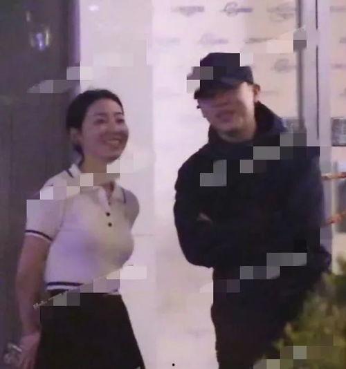 狗仔今日爆瓜图片,今日爆瓜图片背后的惊人真相